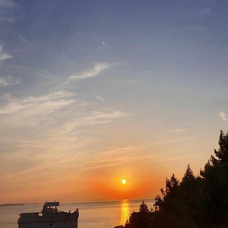 Ferienwohnung The Sunset View Sarandë Exterior foto
